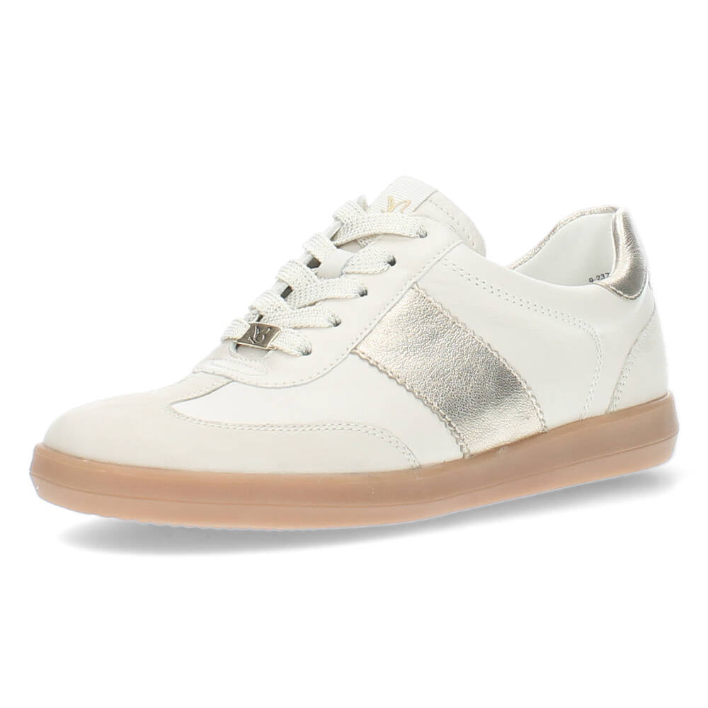 Ecru sneakers