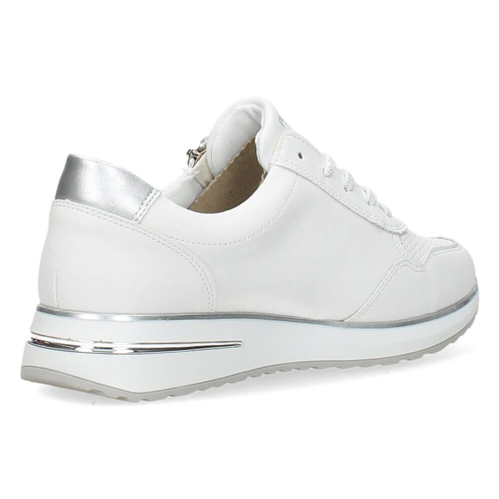 Witte sneakers