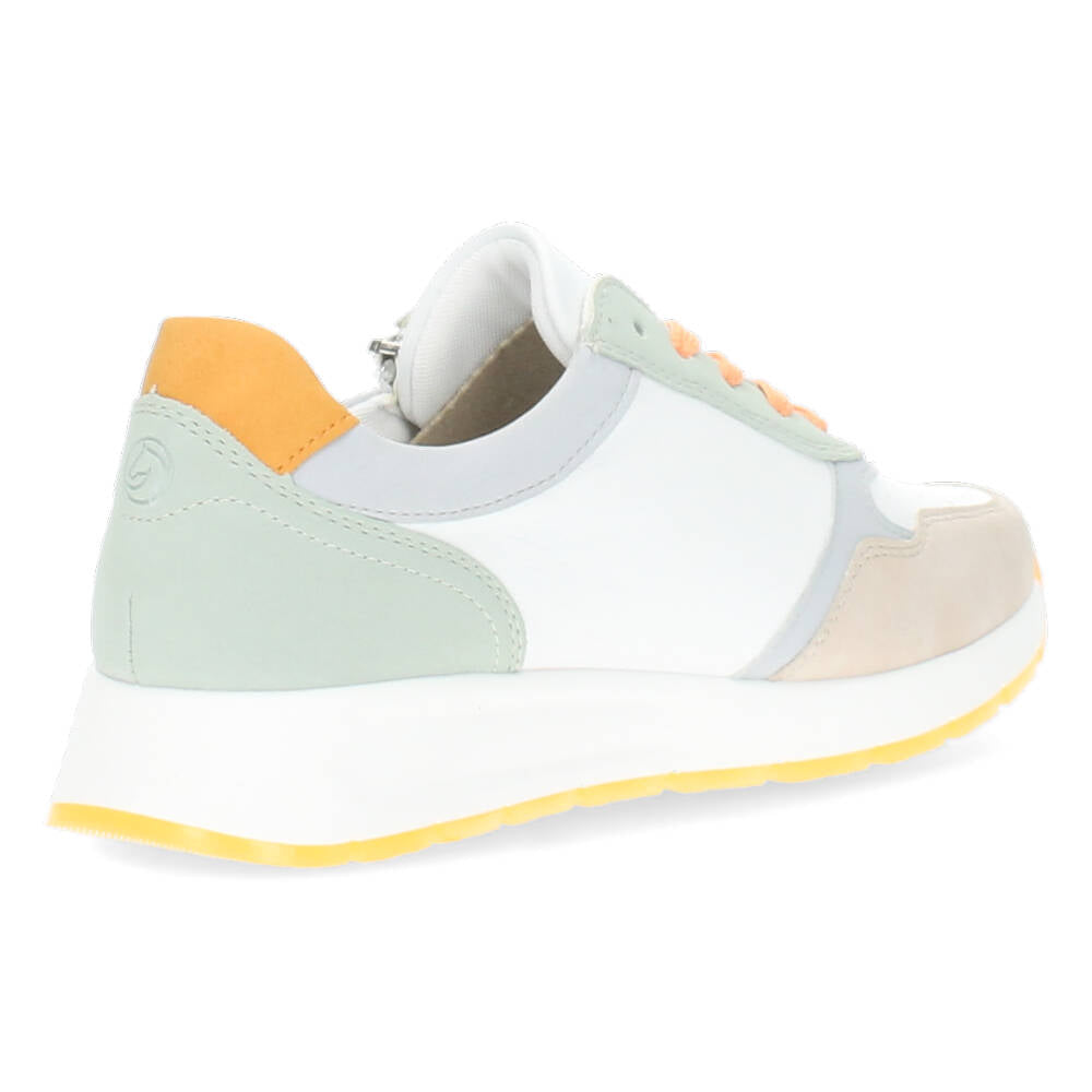 Witte sneakers