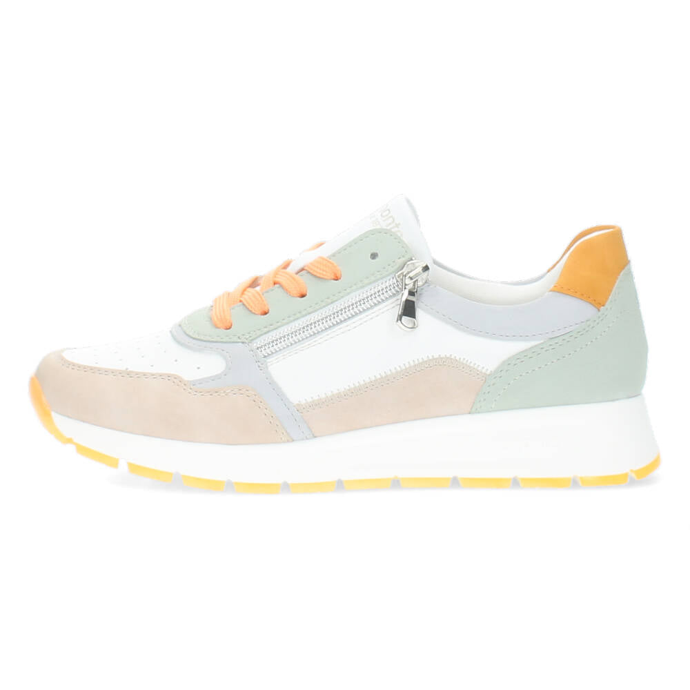Witte sneakers