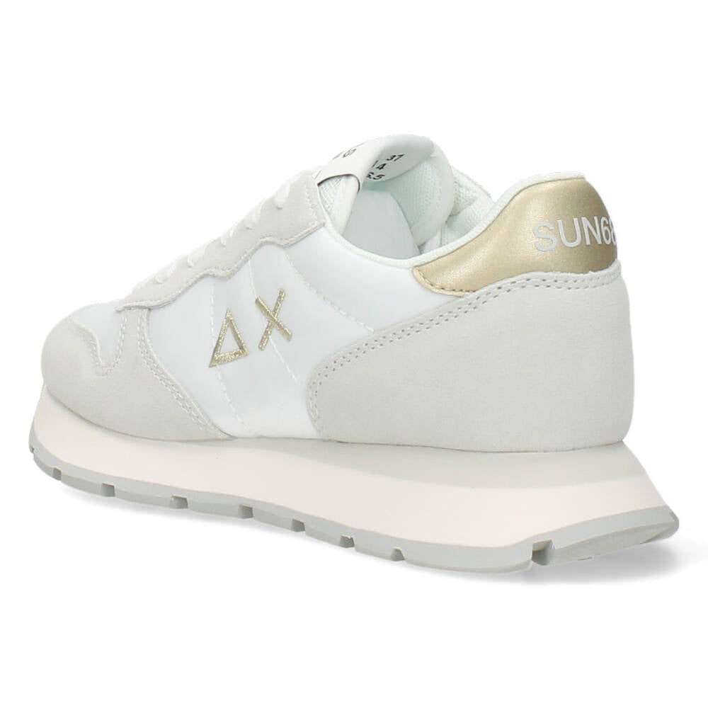 Witte sneakers