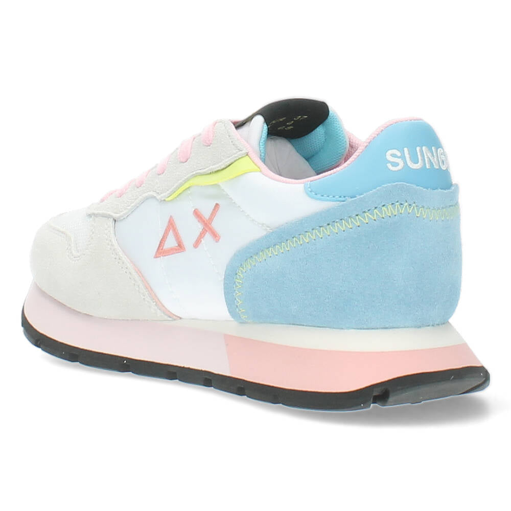 Witte sneakers
