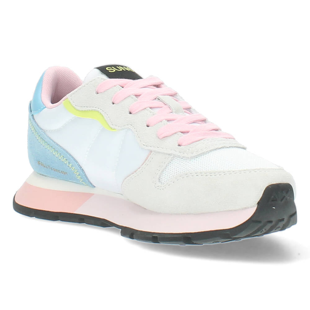 Witte sneakers