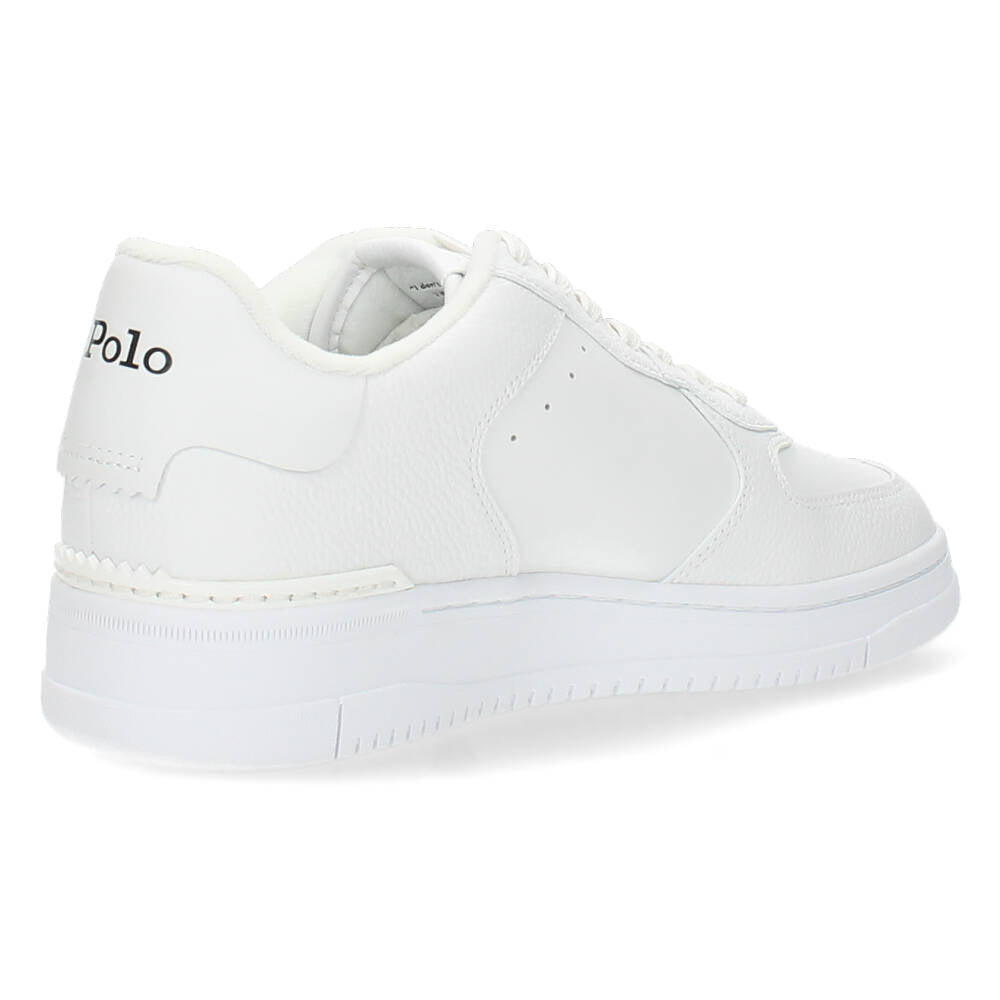 Witte sneakers
