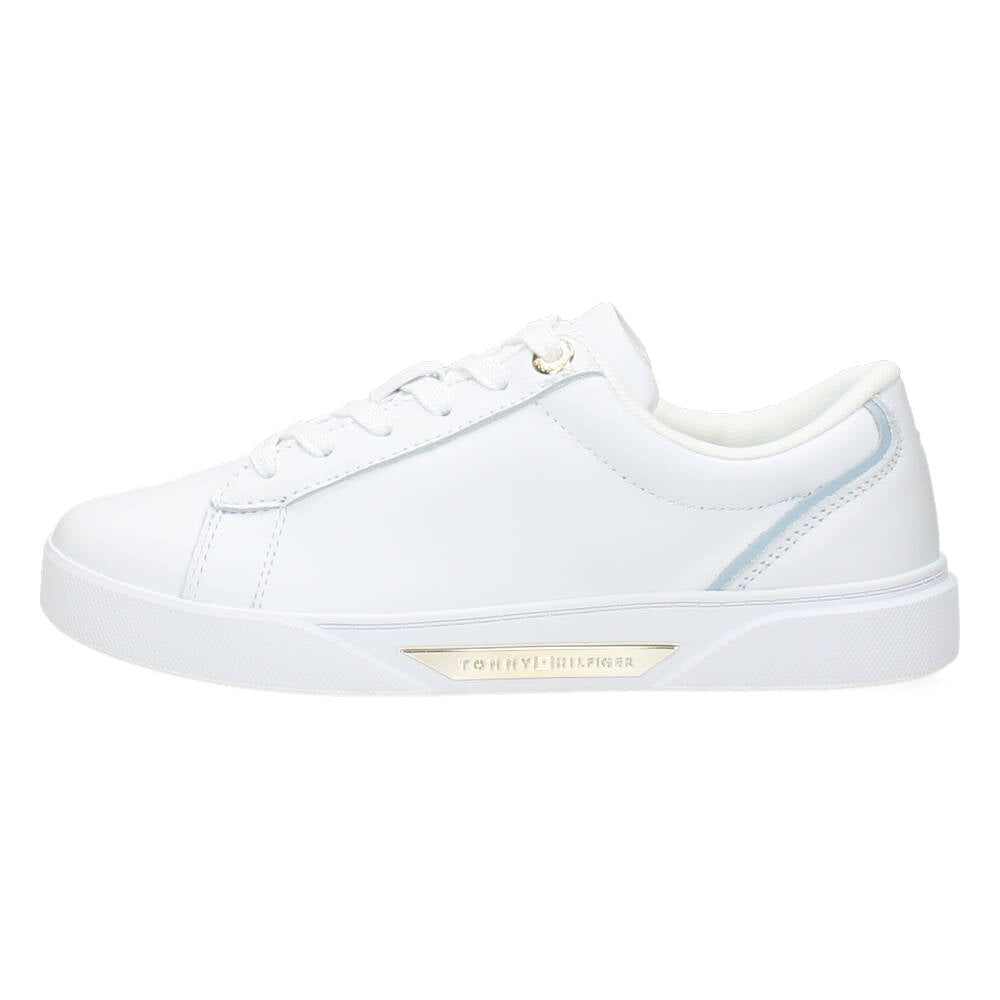 Witte sneakers