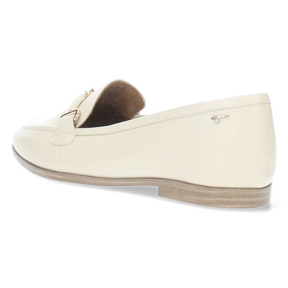 Ivory mocassins