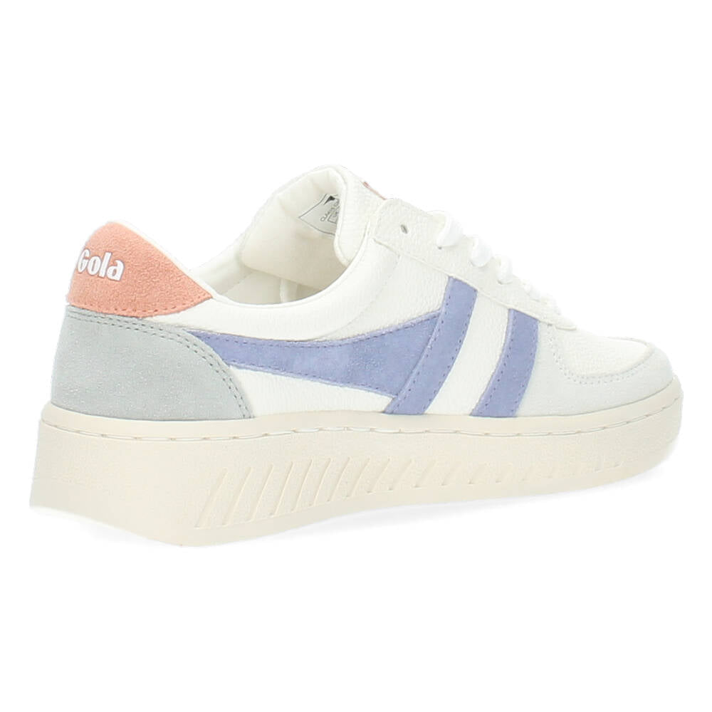 Witte sneakers