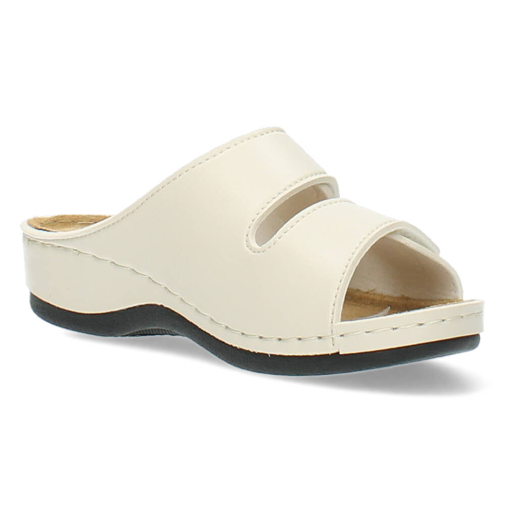 Beige slippers