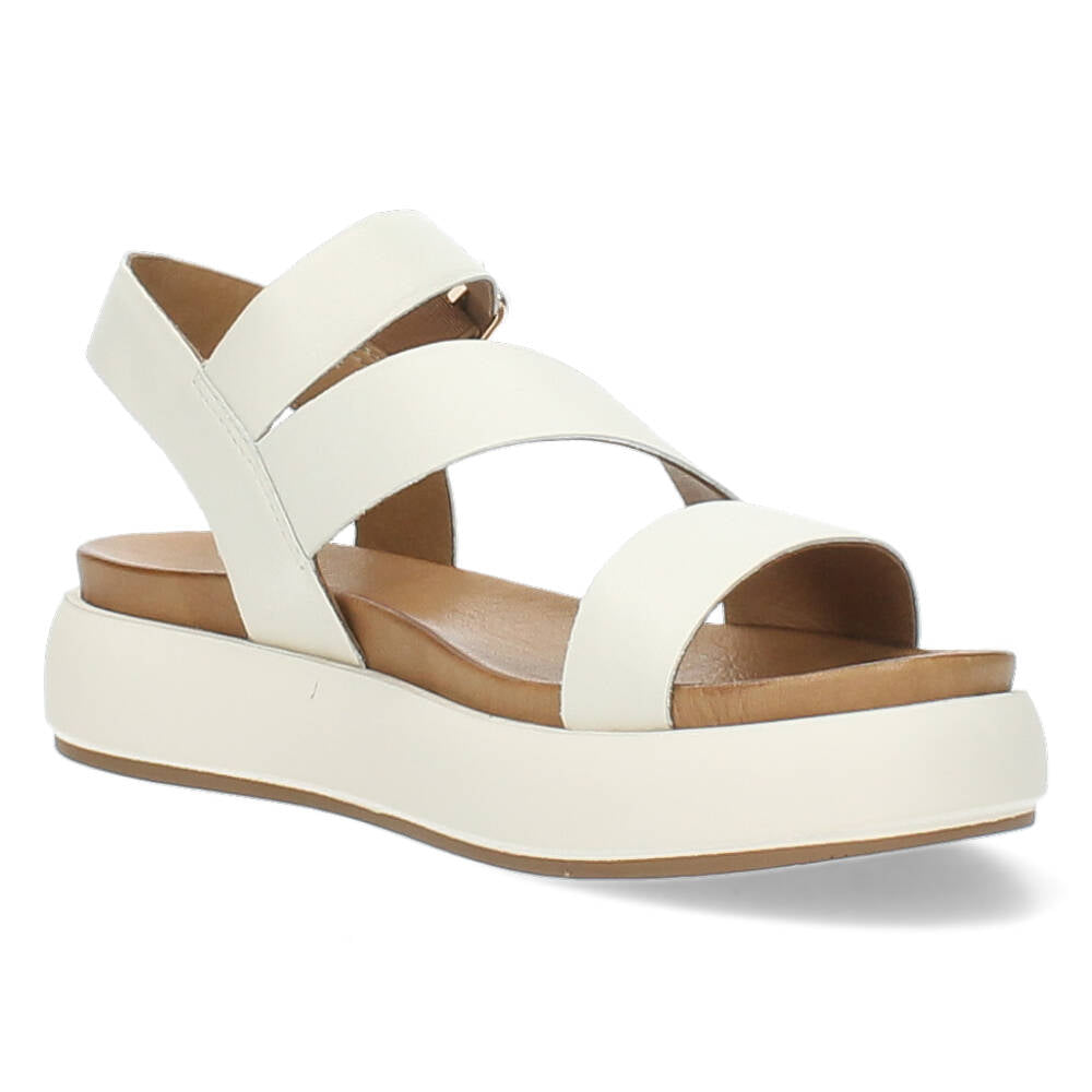 Crème sandalen