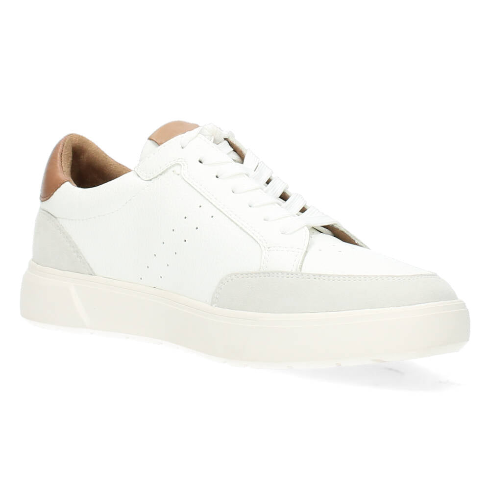 Witte sneakers