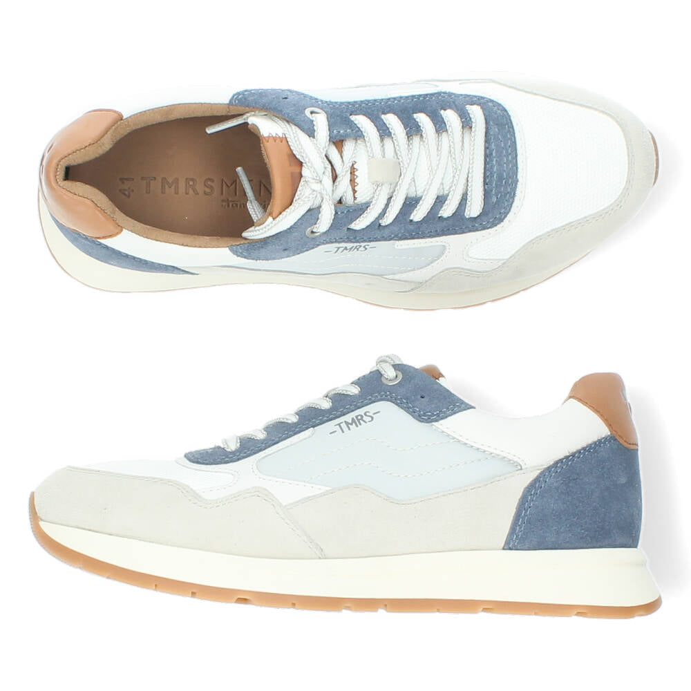 Witte sneakers