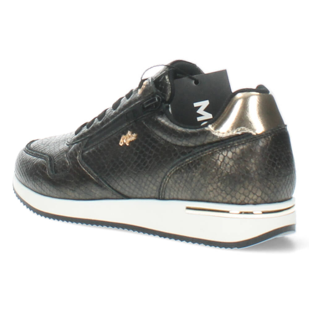 Zwarte sneakers