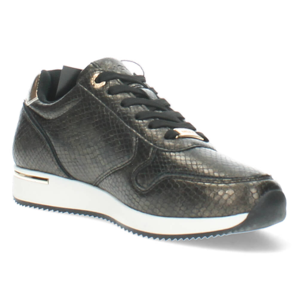Zwarte sneakers