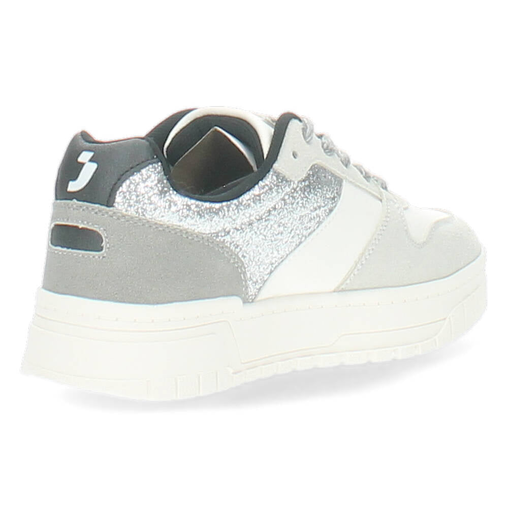 Witte sneakers