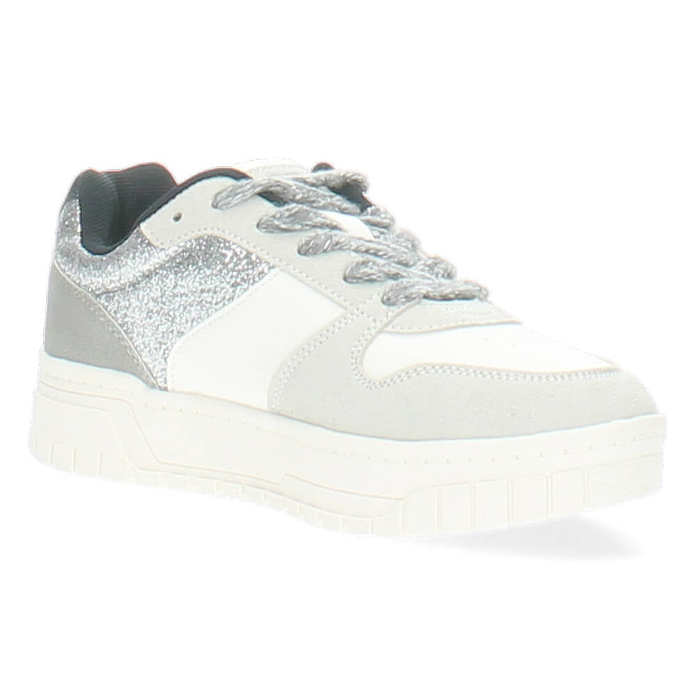 Witte sneakers
