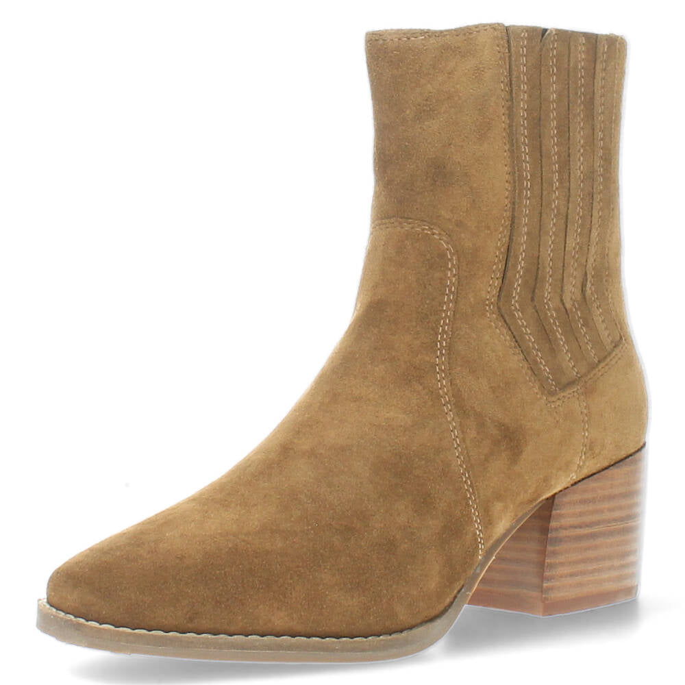 Cognac boots