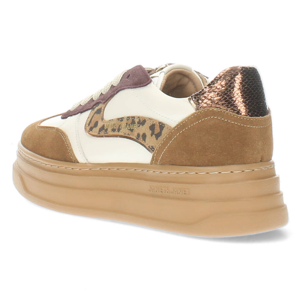 Cognac sneakers