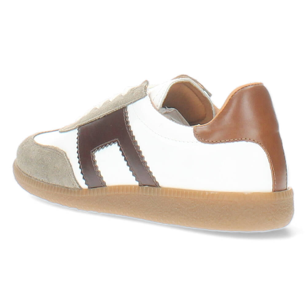 Witte sneakers