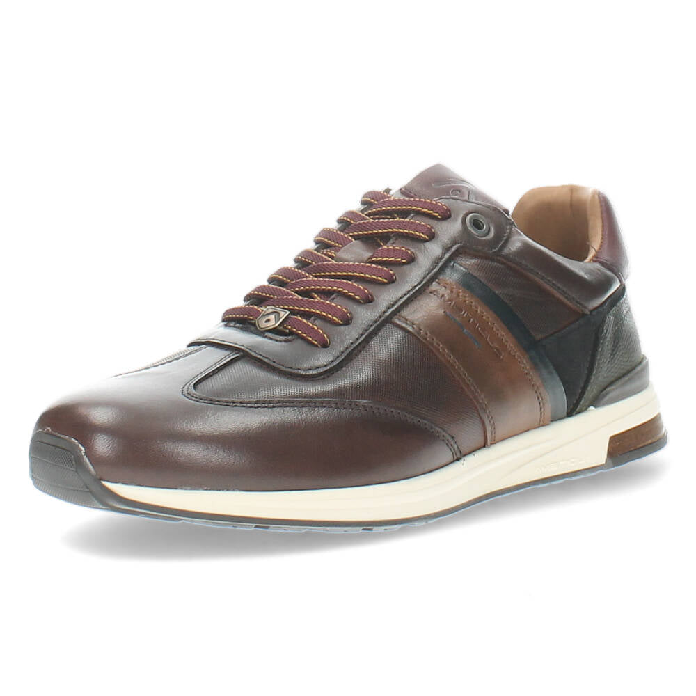 Bruine sneakers