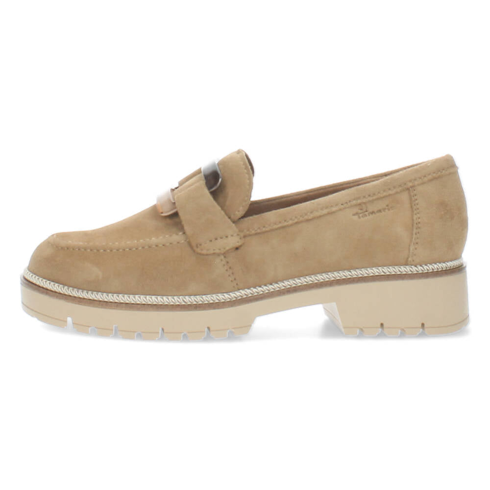Beige mocassins