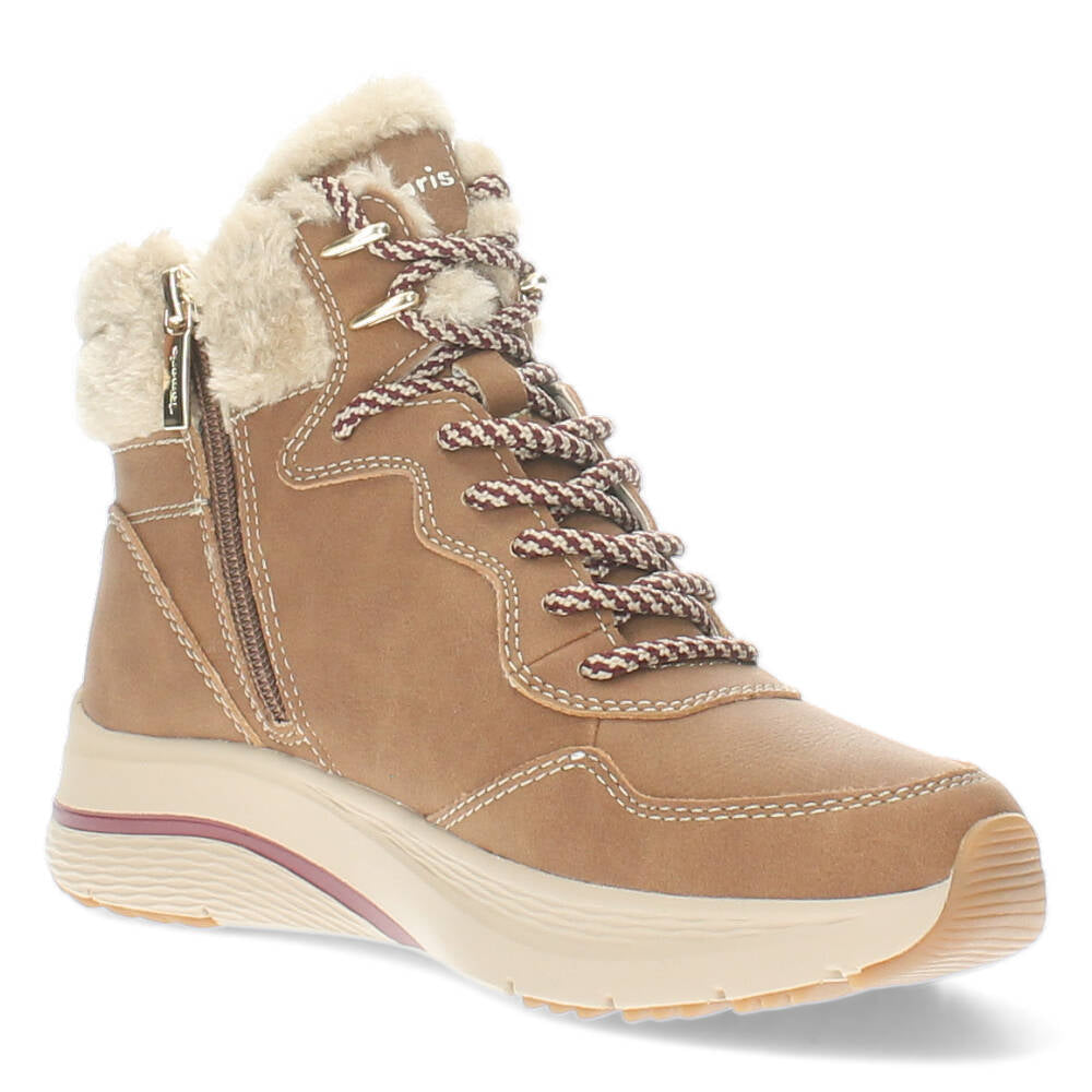 Cognac sneakers