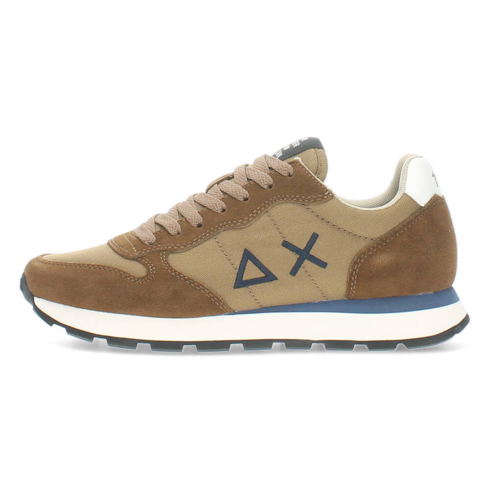 Bruine sneakers