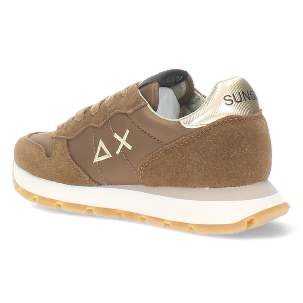 Bruine sneakers