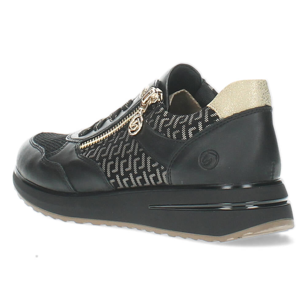 Zwarte sneakers