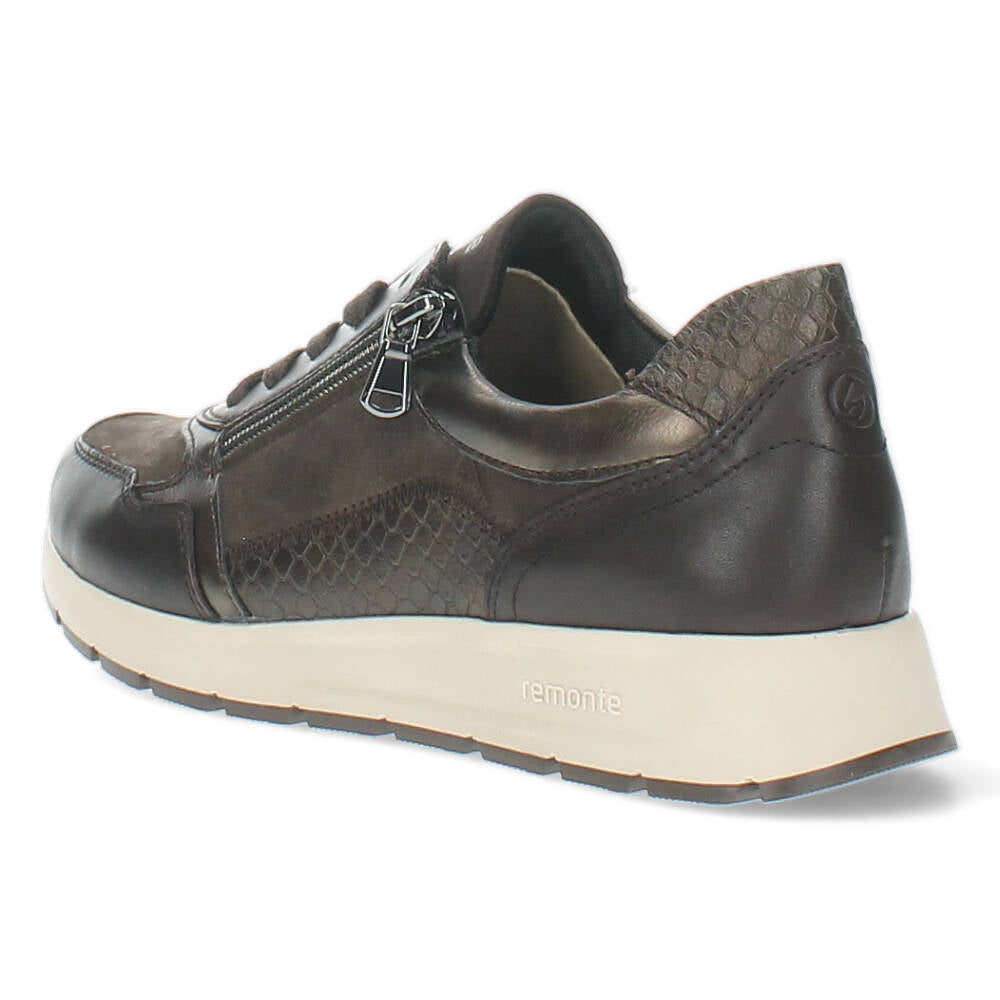 Bruine sneakers