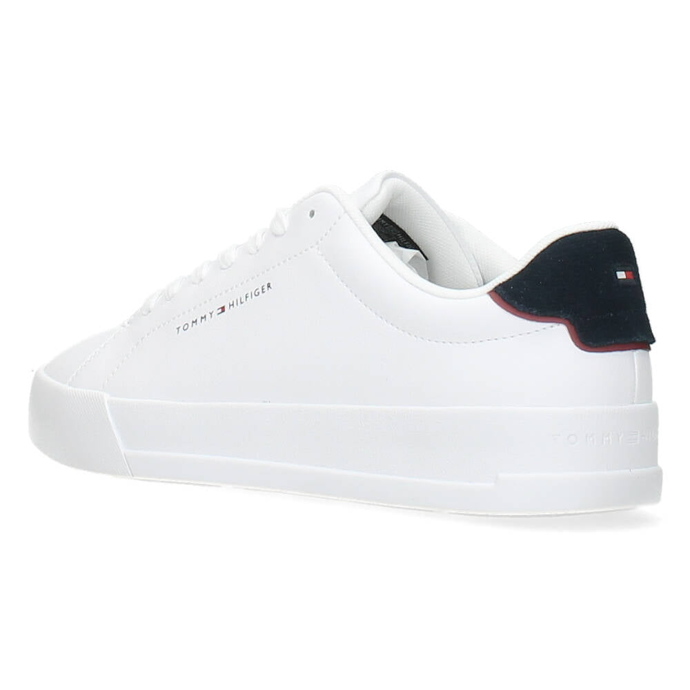 Witte sneakers