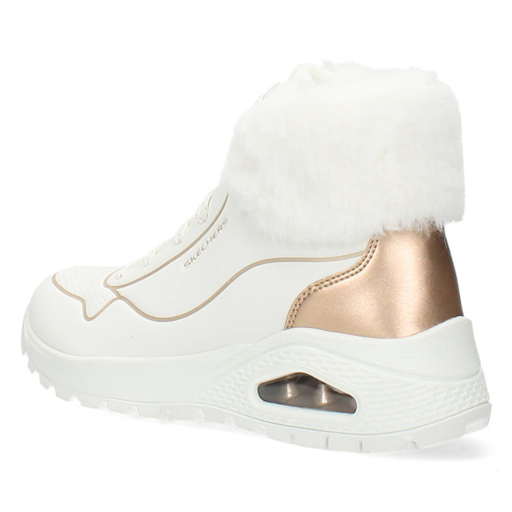 Witte sneakers