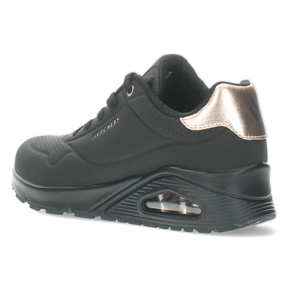 Zwarte sneakers