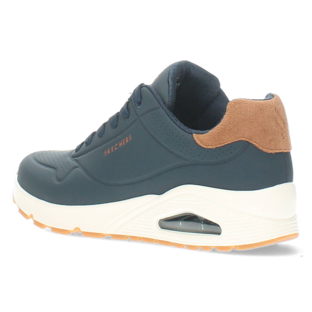 Blauwe sneakers