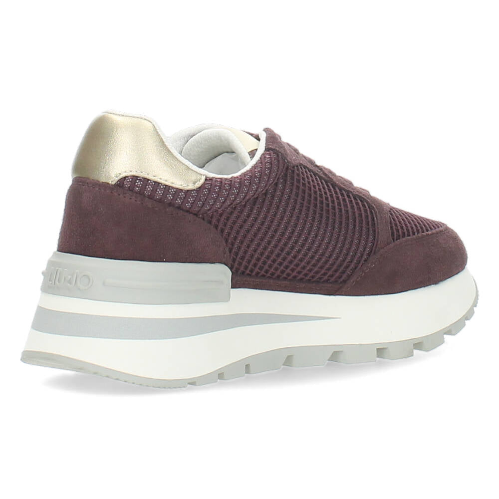 Bordeaux sneakers