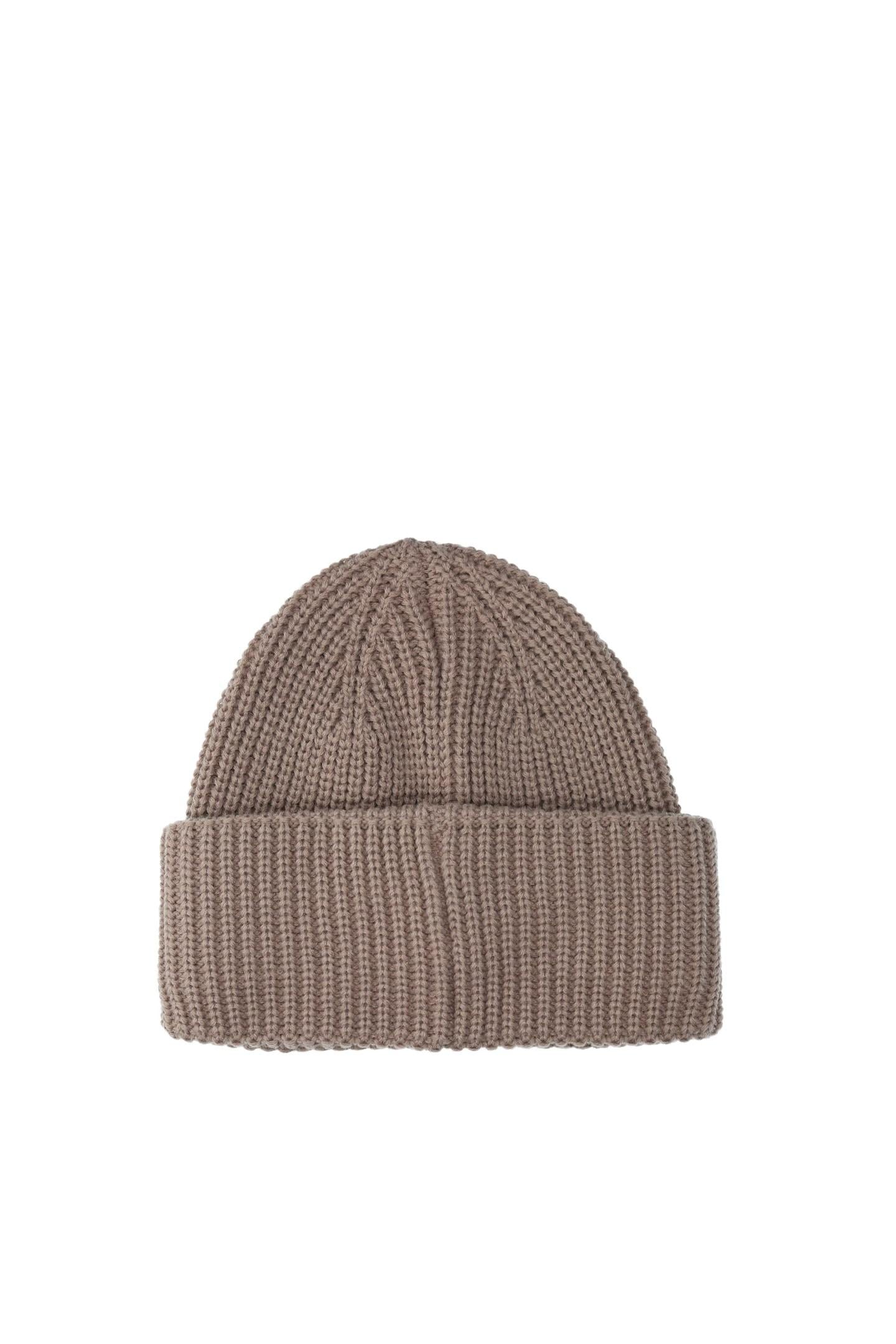 Taupe muts
