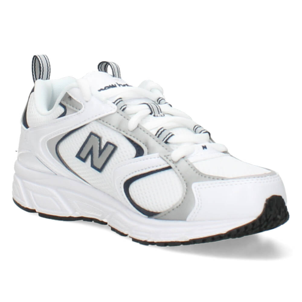 Witte sneakers