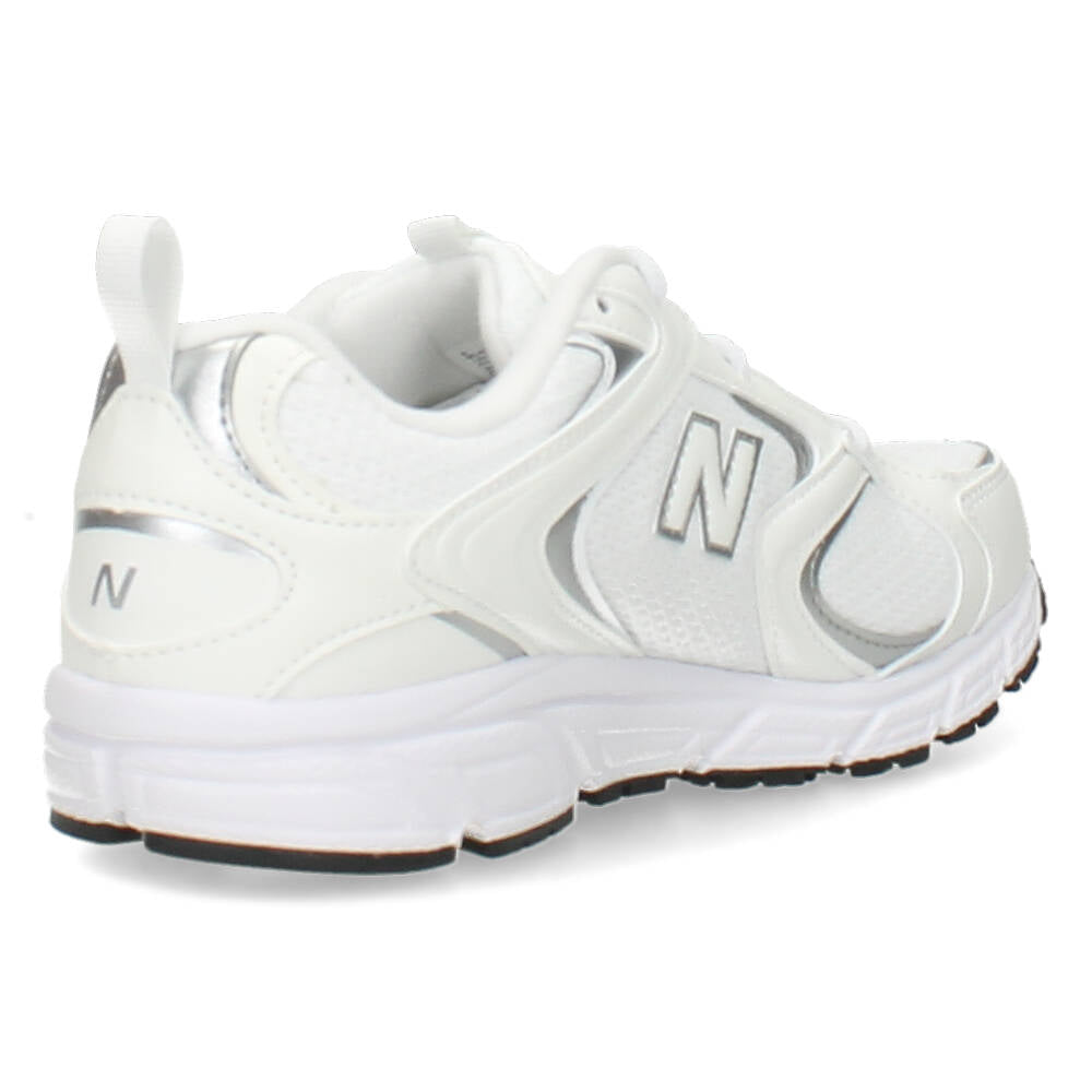 Witte sneakers