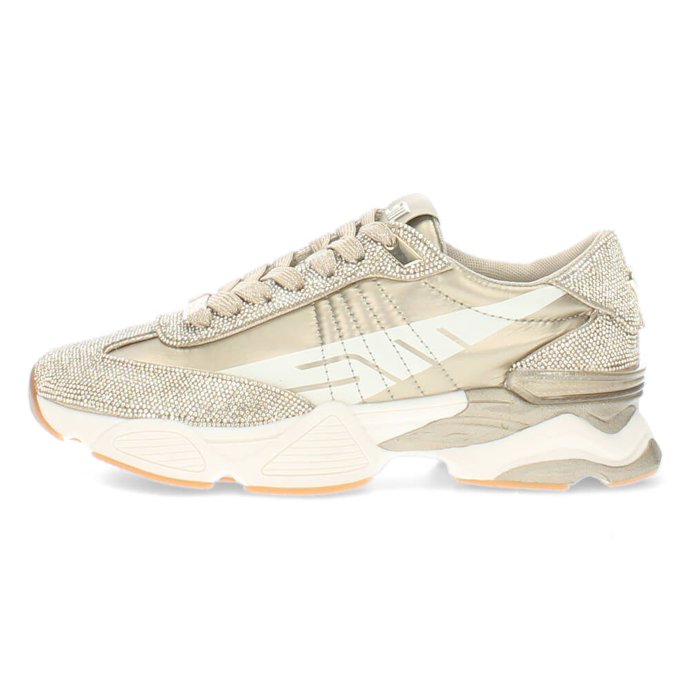 Gouden sneakers
