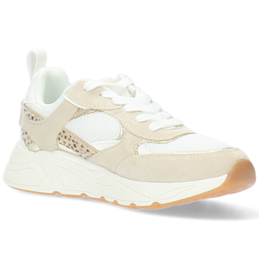 beige sneaker