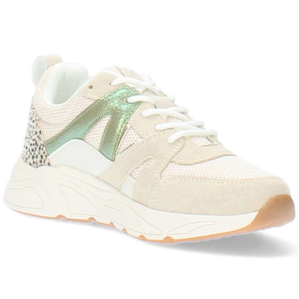 beige sneaker