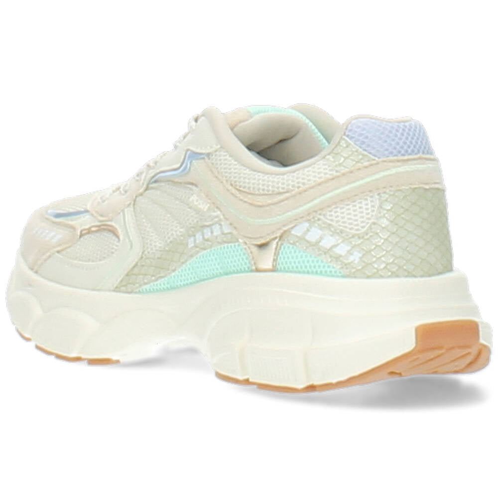 beige sneaker