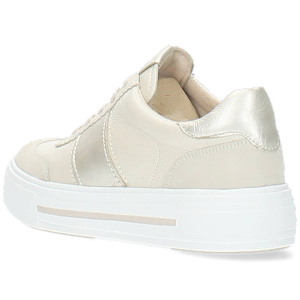 ecru sneaker
