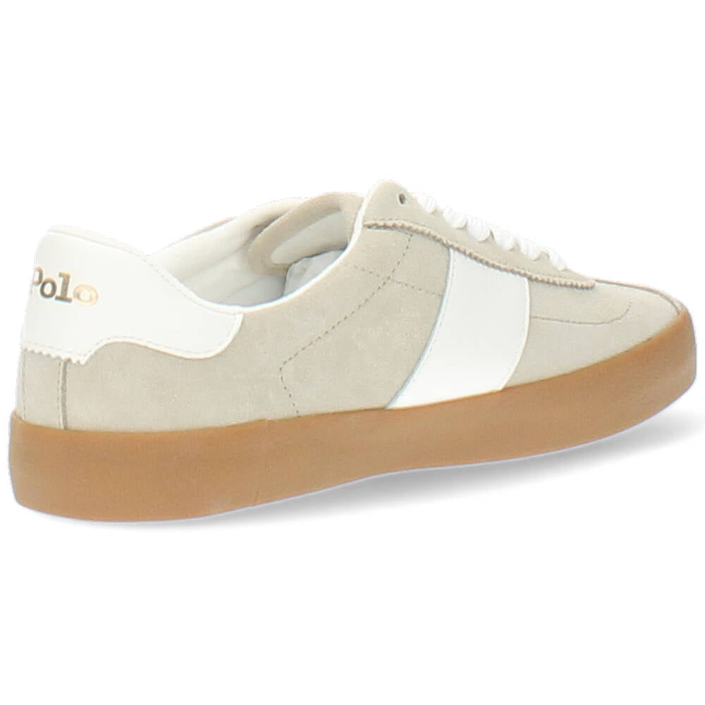 beige sneaker