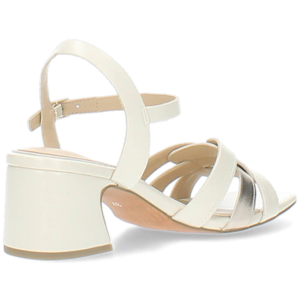 beige sandaal