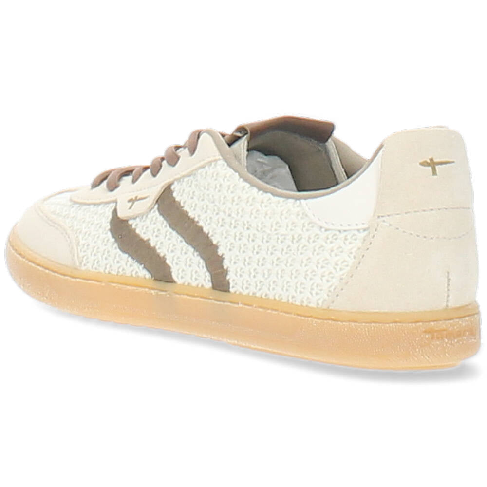 beige sneaker