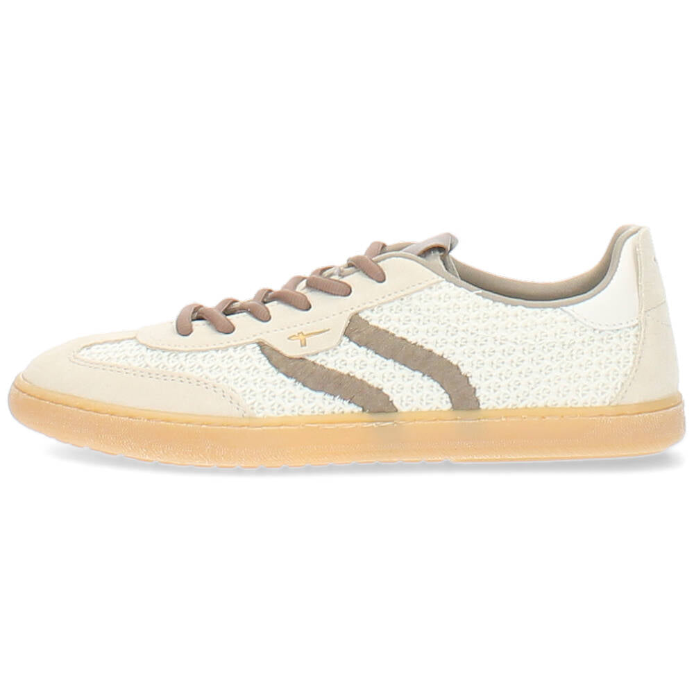 beige sneaker