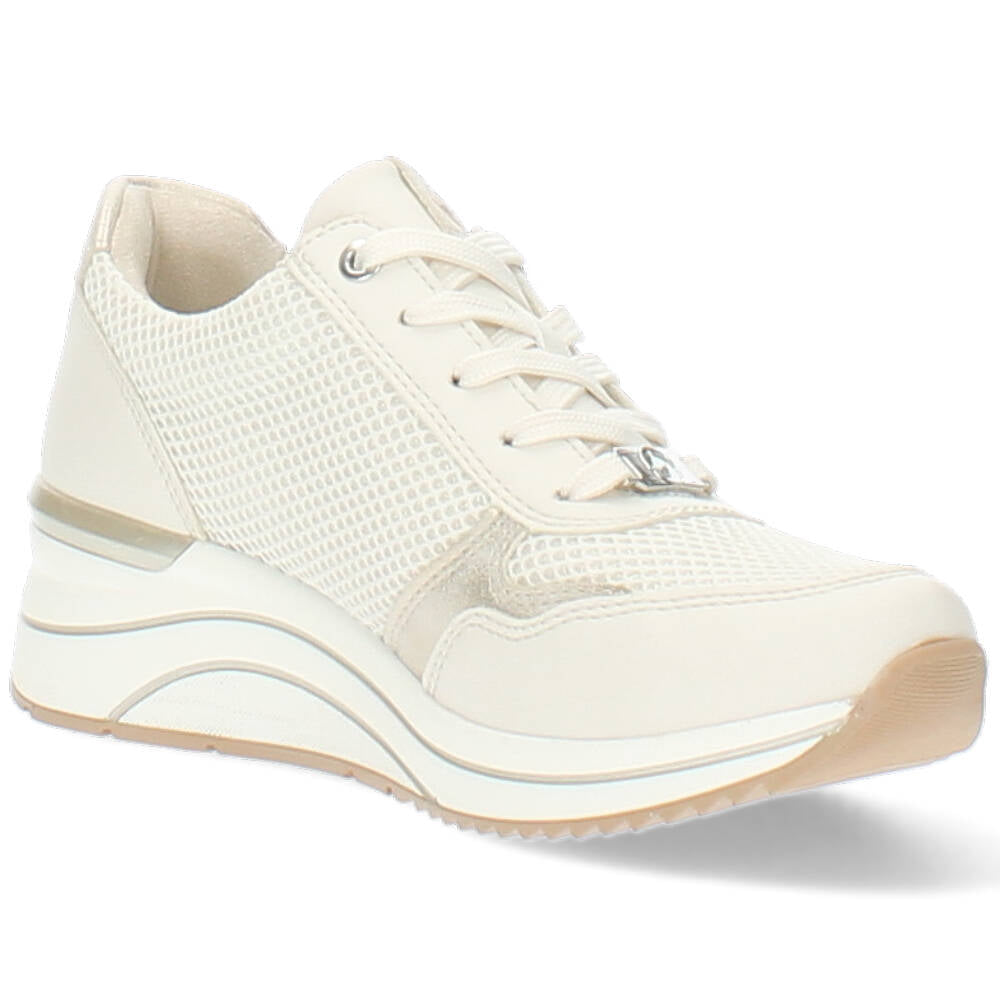 beige sneaker