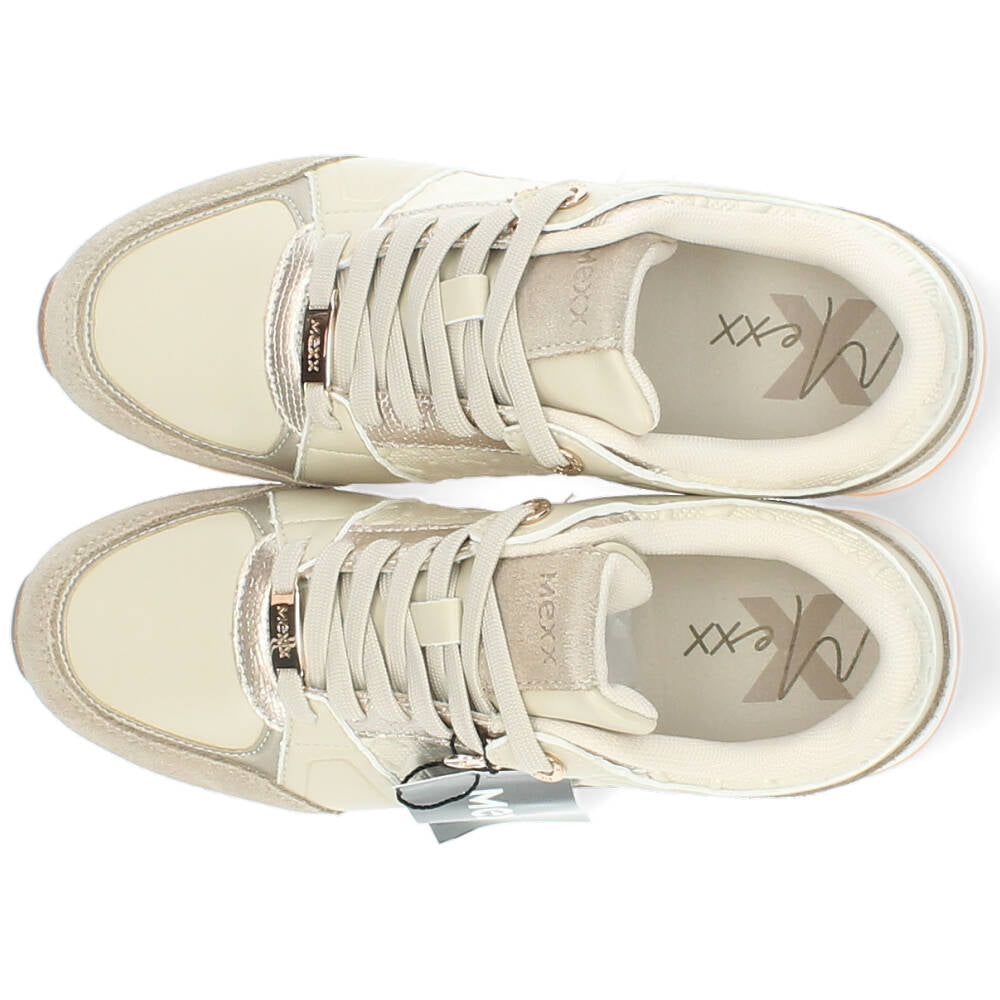 beige sneaker