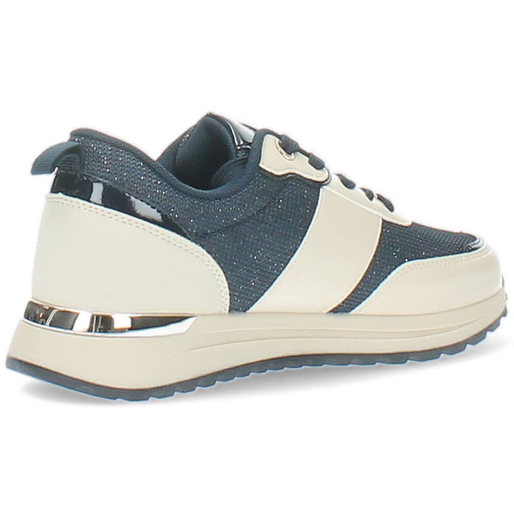 blauwe sneaker