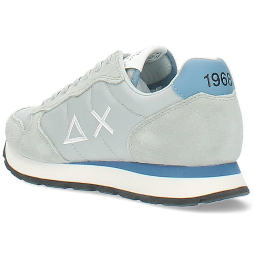 grijze sneaker